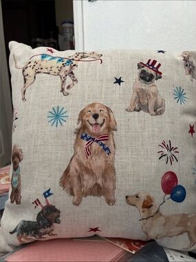 Patriotic Dog Print Accent Pillow - Cream